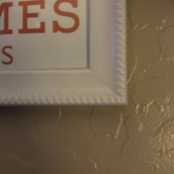 Decorative Frames w/Photos (pictured) - Picture 2 of 2